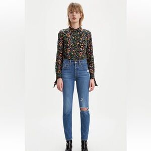 levi’s | medium wash 501 skinny distressed jeans